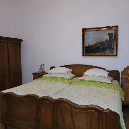 Bright 2bdr Sleeps 8 Near Center M1 Apartamento Praga