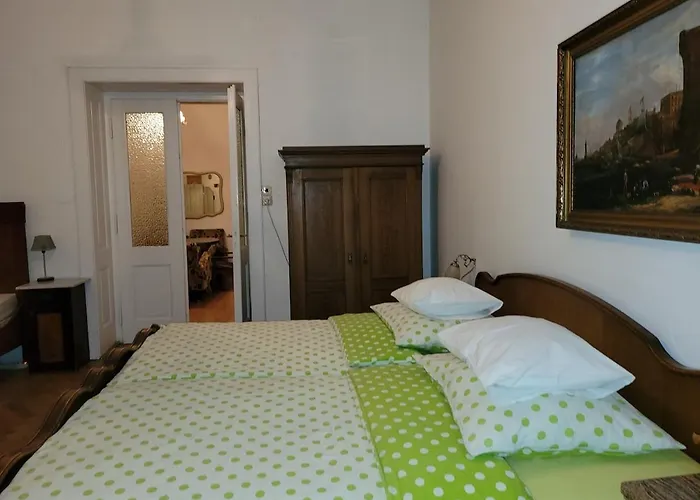 Bright 2bdr Sleeps 8 Near Center M1 Appartement